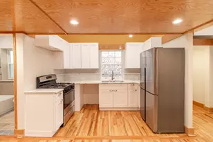 6334 S St Lawrence Ave, Chicago, IL 60637 - Photo 2