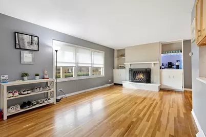 26W524 Jewell Road, Winfield, IL 60190 - Photo 2