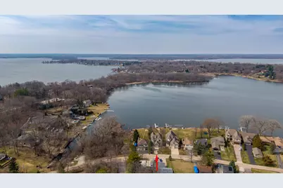 38856 N Cedar Crest Drive, Lake Villa, IL 60046 - Photo 2