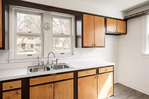 1441 Jackson St, Rockford, IL 61107 - Photo 10