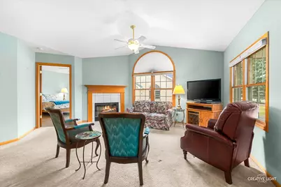 840 Havenshire Road, Naperville, IL 60565 - Photo 2