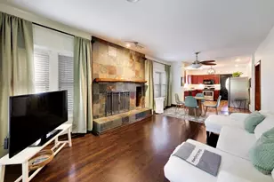 5426 N Lovejoy Ave, Chicago, IL 60630 - Photo 6