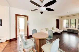 5426 N Lovejoy Ave, Chicago, IL 60630 - Photo 10