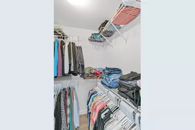 270 Woodstone Circle, Buffalo Grove, IL 60089 - Photo 18