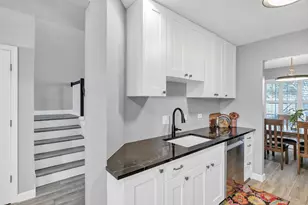 270 Woodstone Cir, Buffalo Grove, IL 60089 - Photo 10