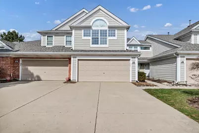 270 Woodstone Circle, Buffalo Grove, IL 60089 - Photo 1