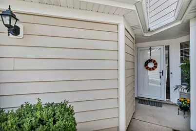 270 Woodstone Circle, Buffalo Grove, IL 60089 - Photo 2