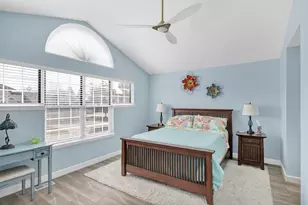 270 Woodstone Cir, Buffalo Grove, IL 60089 - Photo 16