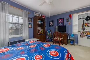 1000 Devonshire Ave, Naperville, IL 60540 - Photo 12