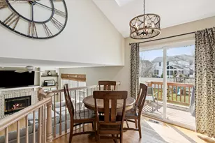 204 Buckingham Dr, Grayslake, IL 60030 - Photo 6