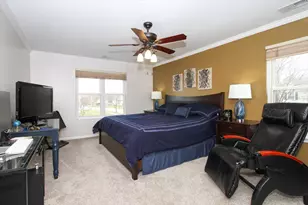 1020 Wynnfield Ct, Elgin, IL 60120 - Photo 12