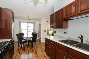 1020 Wynnfield Ct, Elgin, IL 60120 - Photo 10