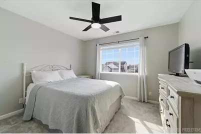 585 Vine Street, Hampshire, IL 60140 - Photo 24