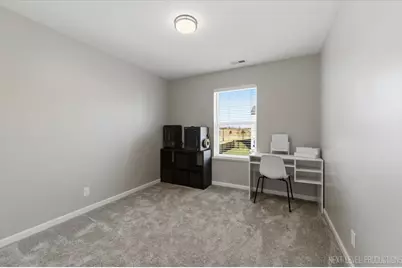 585 Vine Street, Hampshire, IL 60140 - Photo 22