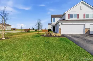 585 Vine St, Hampshire, IL 60140 - Photo 32