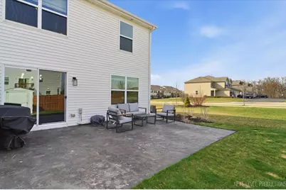 585 Vine Street, Hampshire, IL 60140 - Photo 28