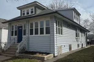 11409 S Stewart Ave, Chicago, IL 60628 - Photo 4