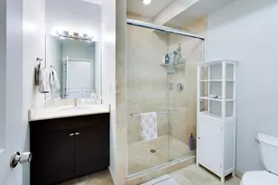 1402 W Grand Ave, Chicago, IL 60642 - Photo 18