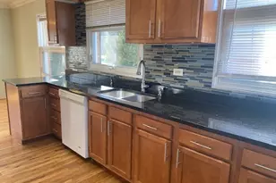 312 N Reuter Dr, Arlington Heights, IL 60005 - Photo 4