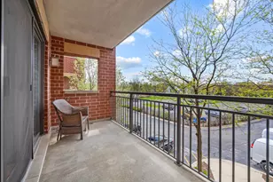 225 Main St, Roselle, IL 60172 - Photo 18