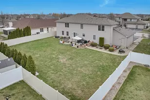 1873 Claire Dr, Bourbonnais, IL 60914 - Photo 2