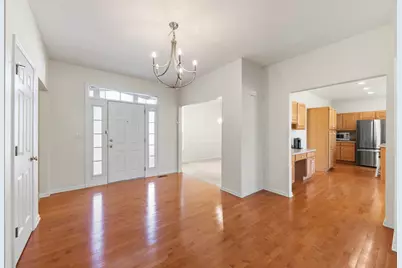 2132 Colonial Street, Aurora, IL 60503 - Photo 4