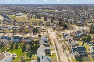 2132 Colonial St, Aurora, IL 60503 - Photo 34