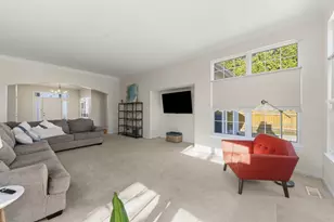 2132 Colonial St, Aurora, IL 60503 - Photo 8