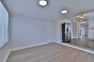 [Address not provided], Lincolnwood, IL 60712 - Photo 14