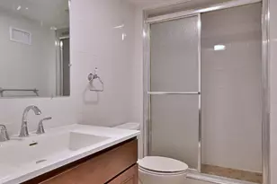 [Address not provided], Lincolnwood, IL 60712 - Photo 24