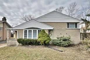 [Address not provided], Lincolnwood, IL 60712 - Photo 2