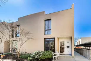 1 Maple Tree Ct, Elmhurst, IL 60126 - Photo 1