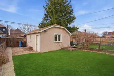 2815 W Fitch Avenue, Chicago, IL 60645 - Photo 26