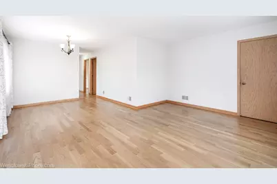 3343 N Normandy Avenue, Chicago, IL 60634 - Photo 4