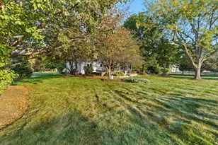 6N680 Somerset Dr, Saint Charles, IL 60175 - Photo 52