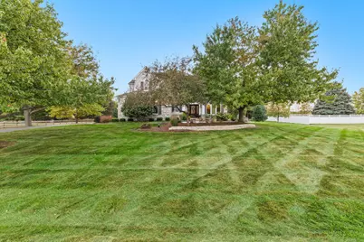 6N680 Somerset Drive, Saint Charles, IL 60175 - Photo 4