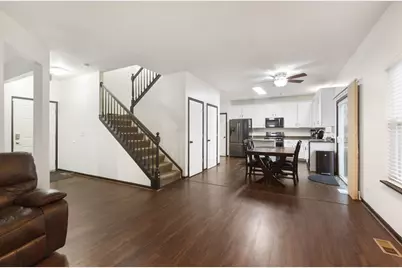 75 Woodland Park Circle, Gilberts, IL 60136 - Photo 6