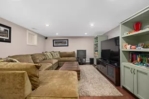 652 S Fairview Ave, Elmhurst, IL 60126 - Photo 28
