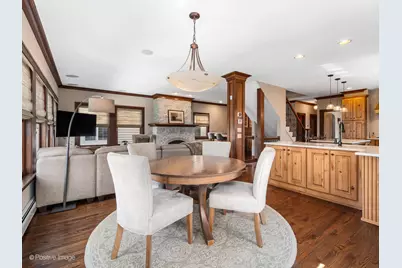 652 S Fairview Avenue, Elmhurst, IL 60126 - Photo 8