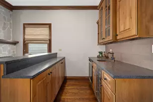 652 S Fairview Ave, Elmhurst, IL 60126 - Photo 14