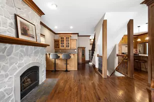 652 S Fairview Ave, Elmhurst, IL 60126 - Photo 12
