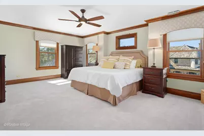 652 S Fairview Avenue, Elmhurst, IL 60126 - Photo 18