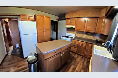 206 E 4th Street, Streator, IL 61364 - Photo 4