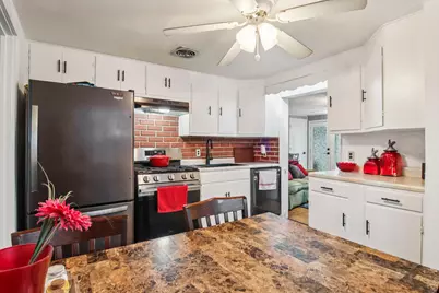 4552 W 89th Street, Hometown, IL 60456 - Photo 10