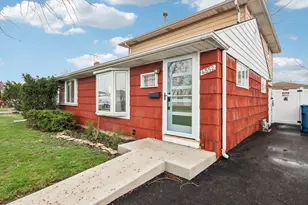 4552 W 89th St, Hometown, IL 60456 - Photo 2