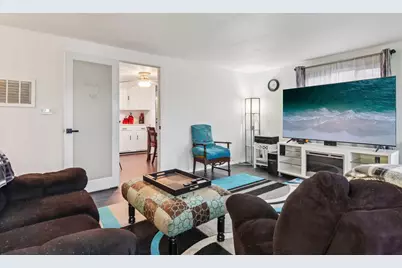 4552 W 89th Street, Hometown, IL 60456 - Photo 6