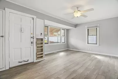 510 Forest Glen Drive, Round Lake Park, IL 60073 - Photo 4