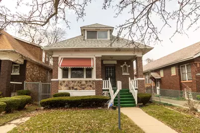 8018 S Bennett Avenue, Chicago, IL 60617 - Photo 2