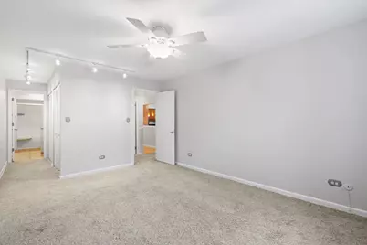 2033 Sherman Avenue #306, Evanston, IL 60201 - Photo 12