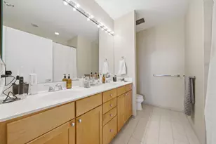 720 N Larrabee St, Chicago, IL 60654 - Photo 14